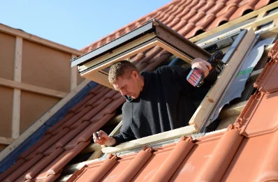 Pose de fenêtres de toit Velux à Siguer